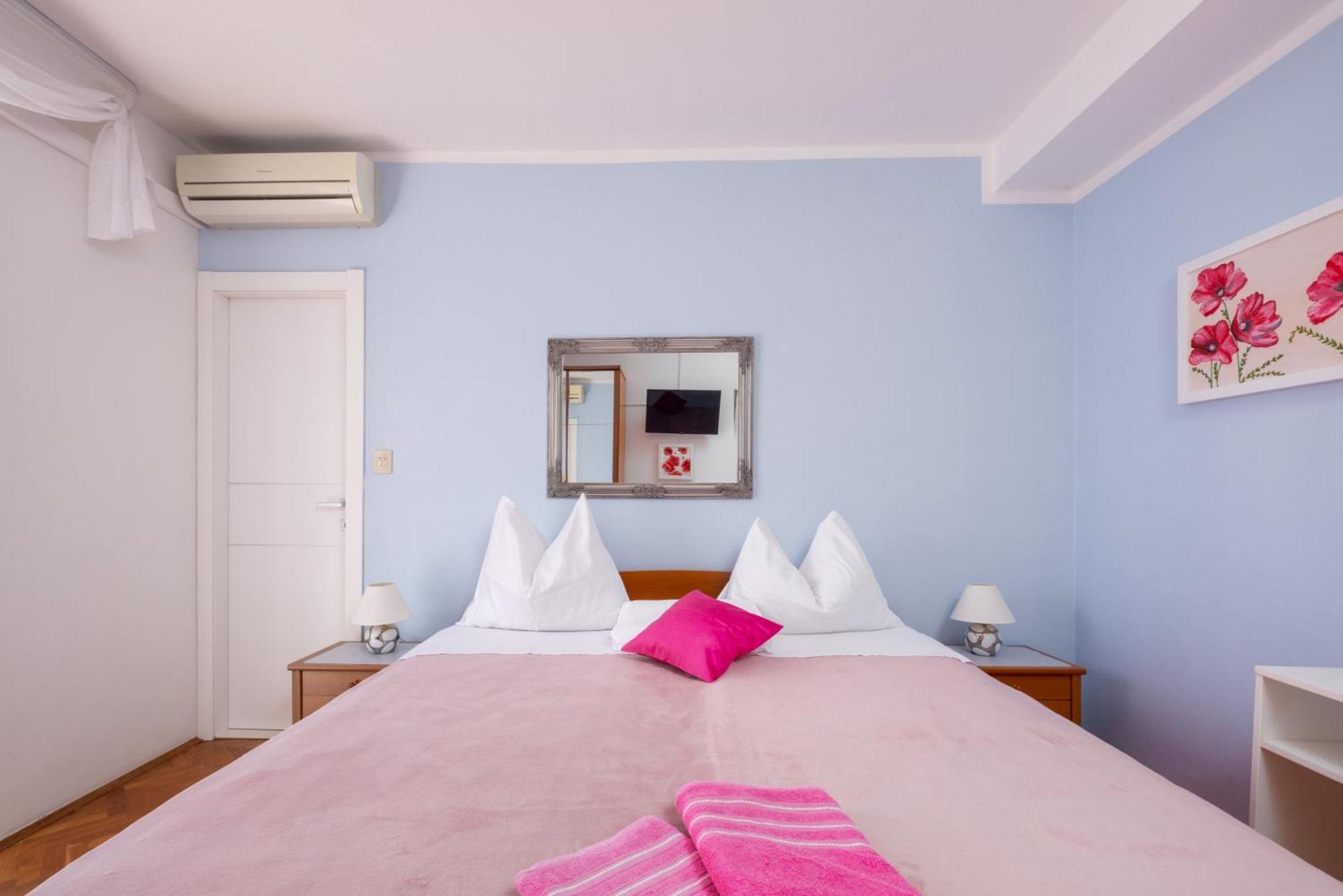 Rooms Tupina By Paulina Mlini Room photo